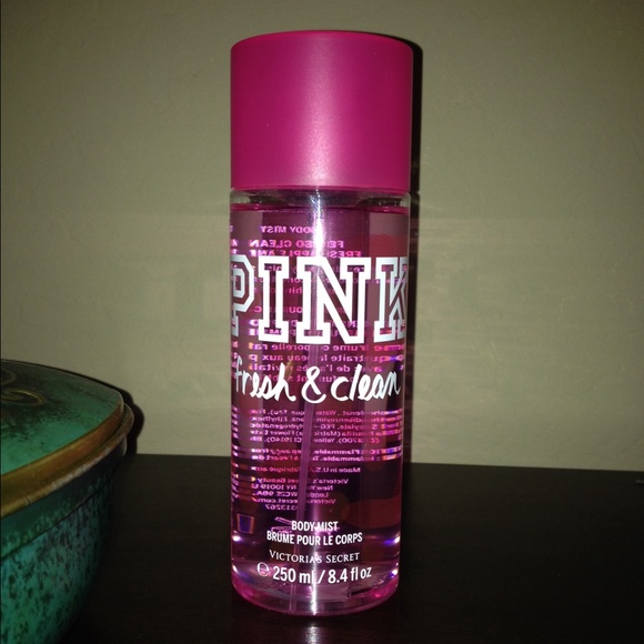 PINK! Fresh & Clean body mist