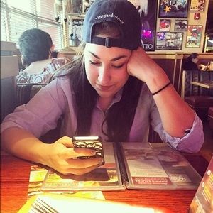 Meet your Posher, Courtney