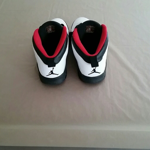 Jordan 10 - Picture 2 of 4