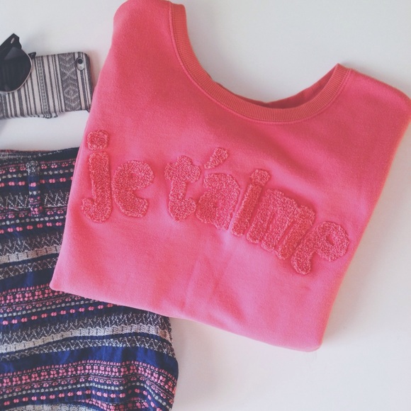 LOFT Je táime pink sweater