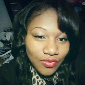 Meet your Posher, Desiree