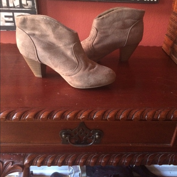 Taupe booties- In great condition!