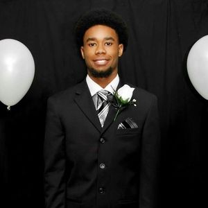 Meet your Posher, Lexus