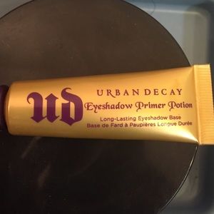 Urban Decay Greed Primer Potion