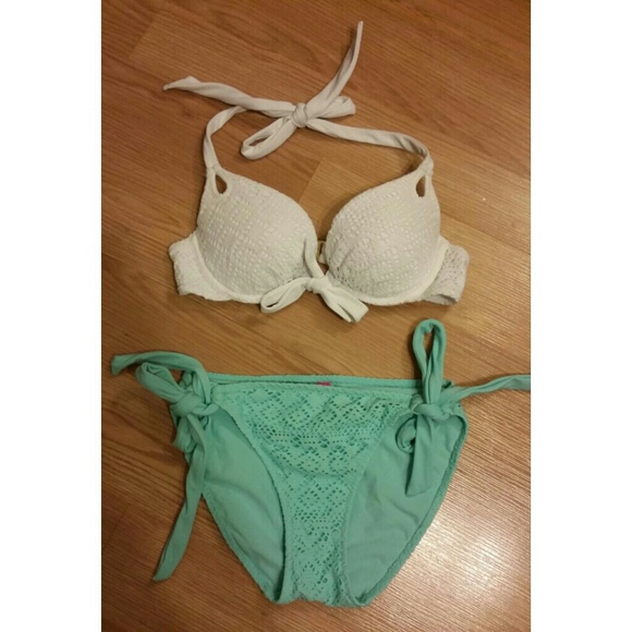 Victoria Secret crochet bikini