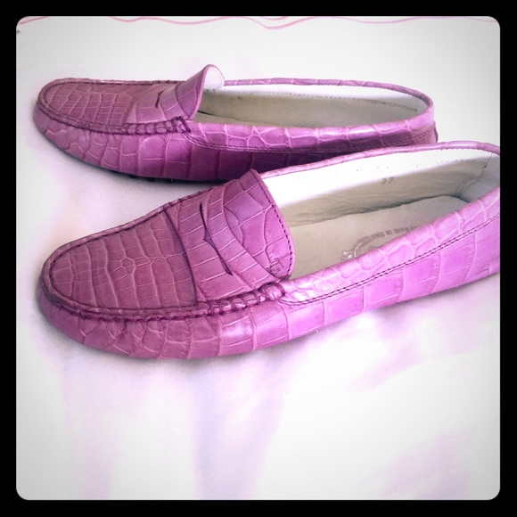 Tod's Crocodile Loafer 100% AUTHENTIC! 🌷