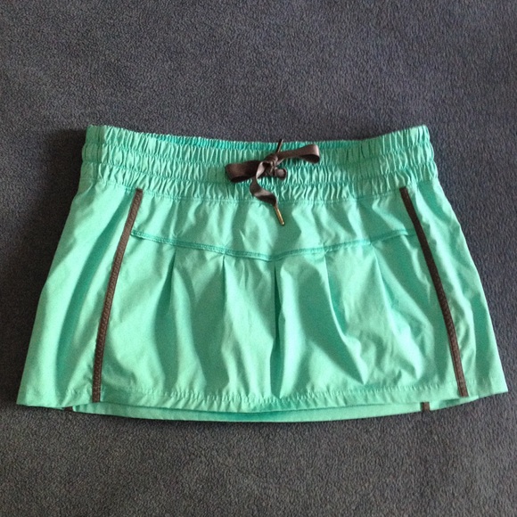Lululemon skirt