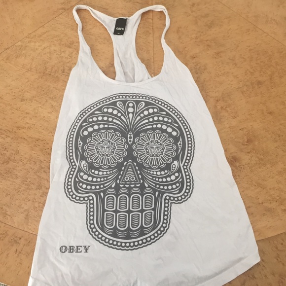 Obey tank