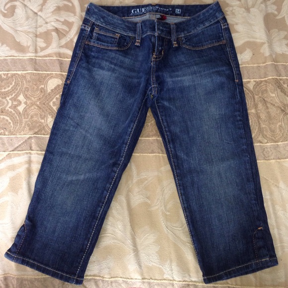 Guess Capris Jeans