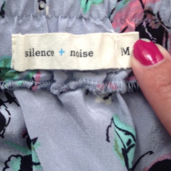 Urban Outfitters Silence + Noise silk floral skirt - Picture 3 of 3