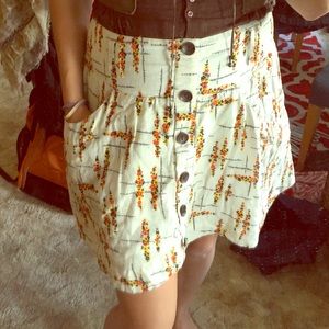 Free People flowered skirt with pockets
