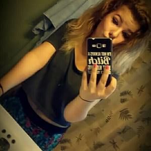 Meet your Posher, Leah