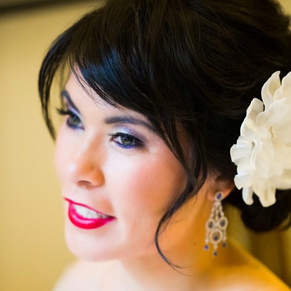 Meet your Posher, Jennifer - Picture 1 of 1