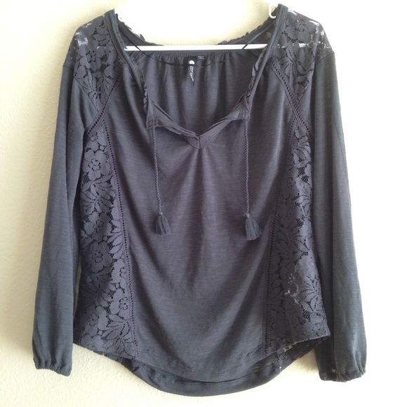❌SOLD❌Boho lace top - Picture 1 of 2
