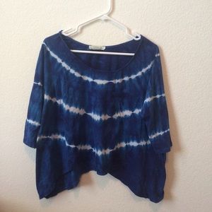 Blue tie dye top