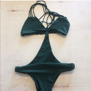 Mikoh one piece size L