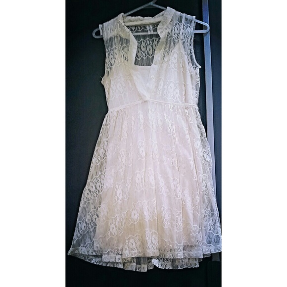 💥SALE💥 white lace dress