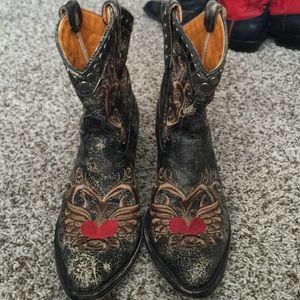 Black little g old gringo boots