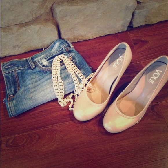 Classy Nude Heels by Crocs