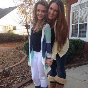 Meet your Posher, Delynne