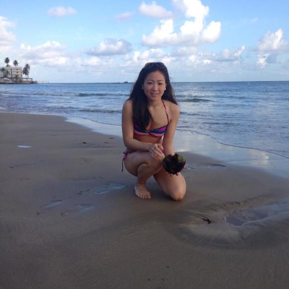 Meet your Posher, Connie