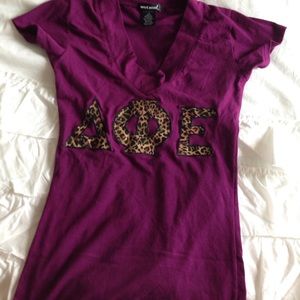 V-neck XS-S Purple Delta Phi Epsilon Shirt