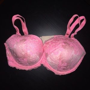 PINK LACEY BRA