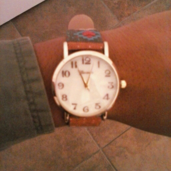 💥Host Pick💥Tribal Print & Opal - Picture 2 of 3