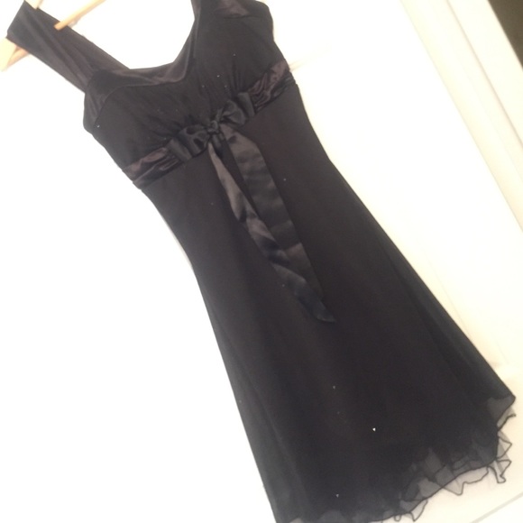 Black Homecoming Dress - Picture 1 of 4