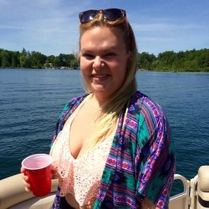 Meet your Posher, Hannah