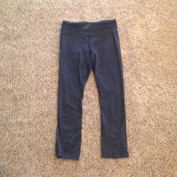 cropped lululemon pants
