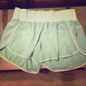 Lululemon Size 12 green Tracker shorts