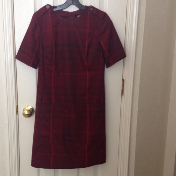 Burberry dress size 6