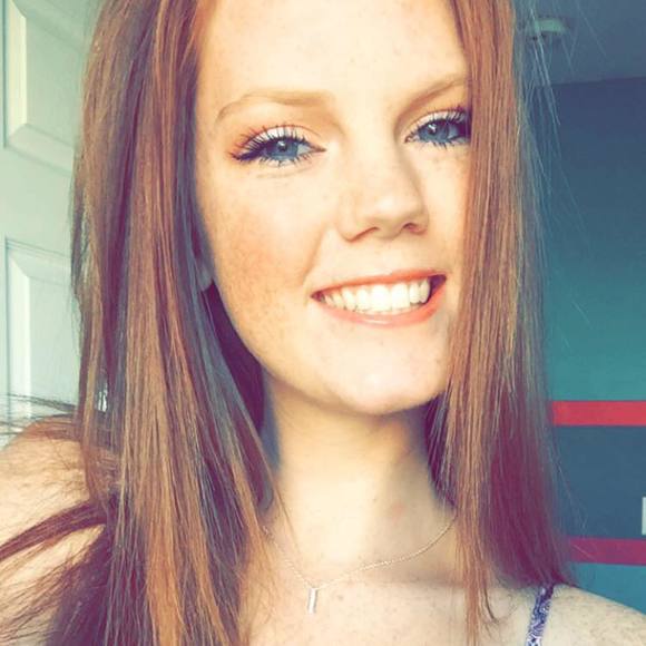 Meet your Posher, Kenzie