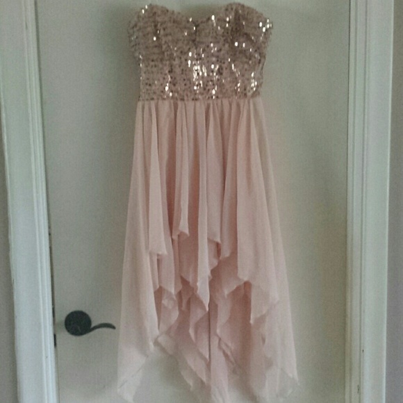 Dress - Picture 3 of 4