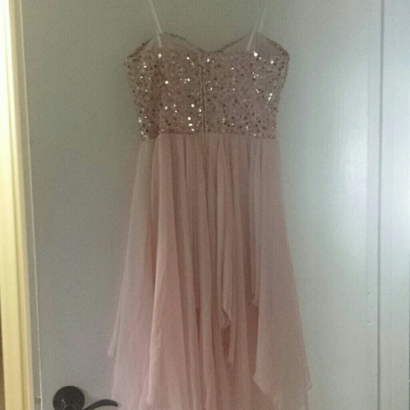 Dress - Picture 4 of 4