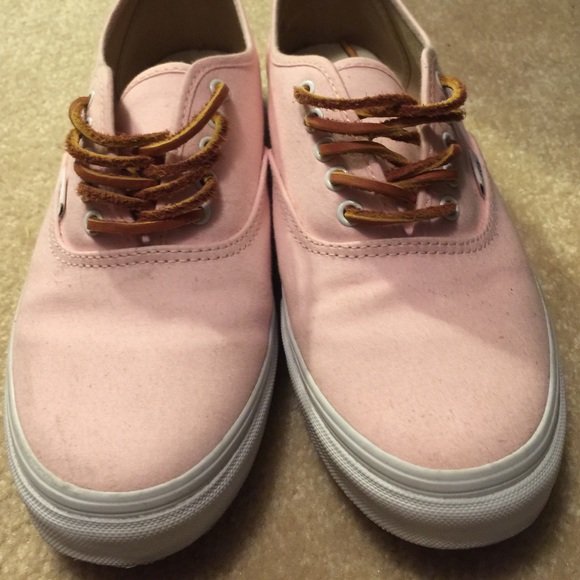 Vans - Picture 4 of 4