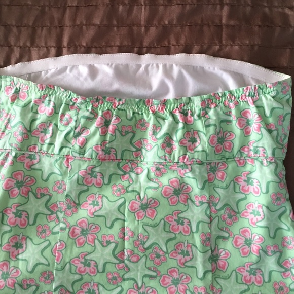 Vineyards Vines strapless top. - Picture 2 of 5