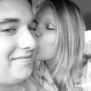 Meet your Posher, Maegan