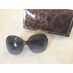 ❗️LABOR DAY SAL❗️E 💗NEW Tory Burch Sunglasses