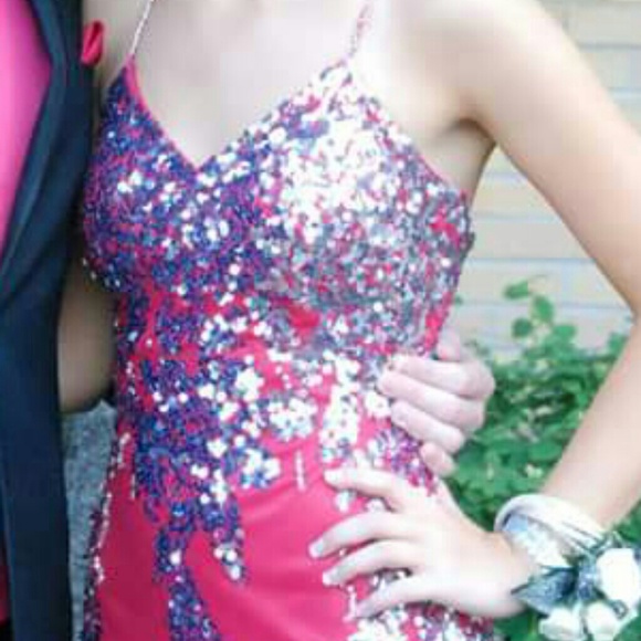 Fuscia prom dress - Picture 2 of 4