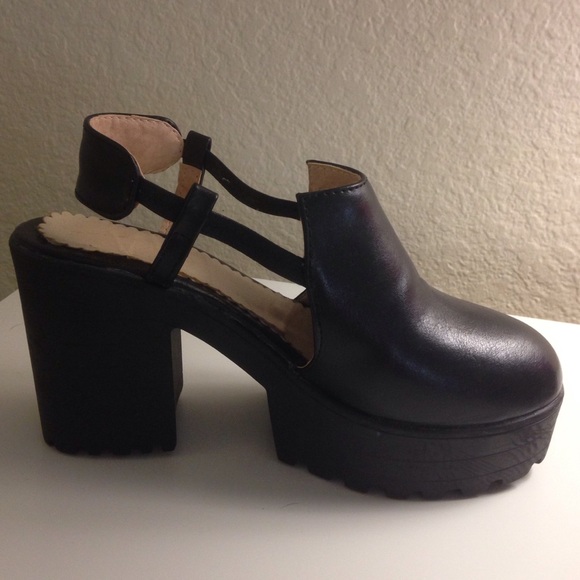 Wedge platform sandals