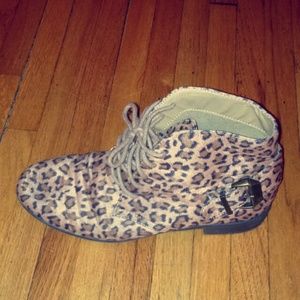 🐯Leopard print booties!🐯