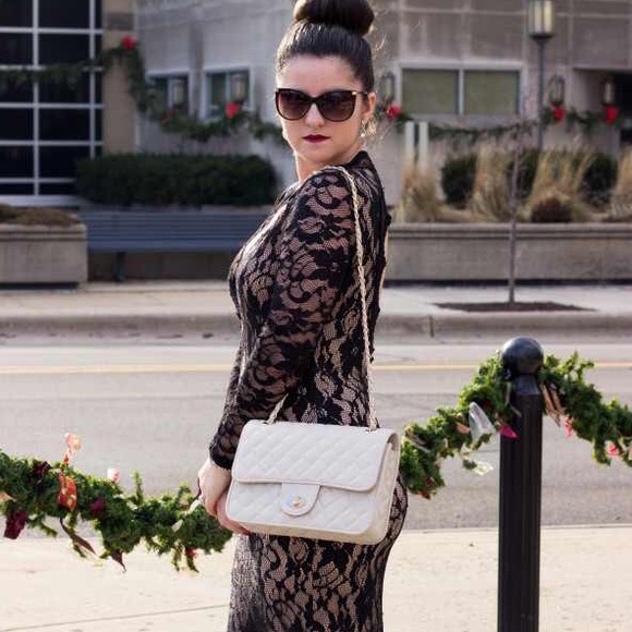 Dresses & Skirts - Black lace dress