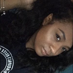 Meet your Posher, Jahnay