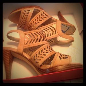 Adrienne Vittadini Heels