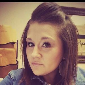 Meet your Posher, Annette