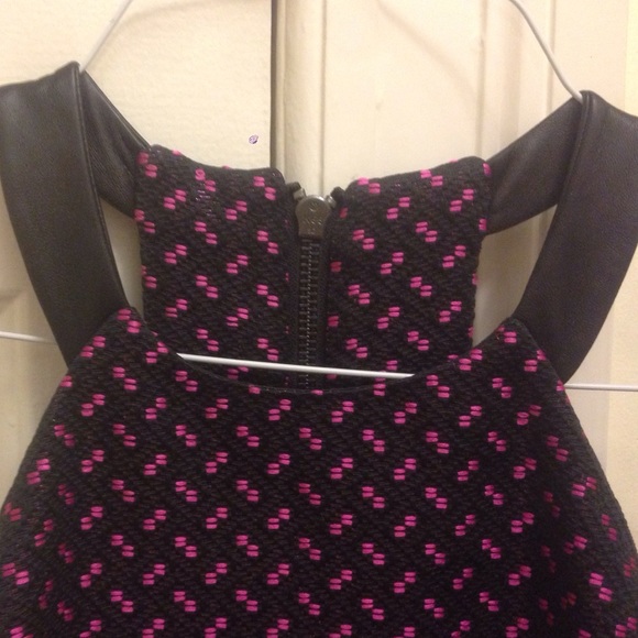 Halter top dress with pockets. NET leather accents - Picture 3 of 3