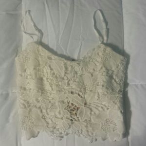 Flower lace, spggttie, crop top