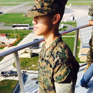 Meet your Posher, Johnny